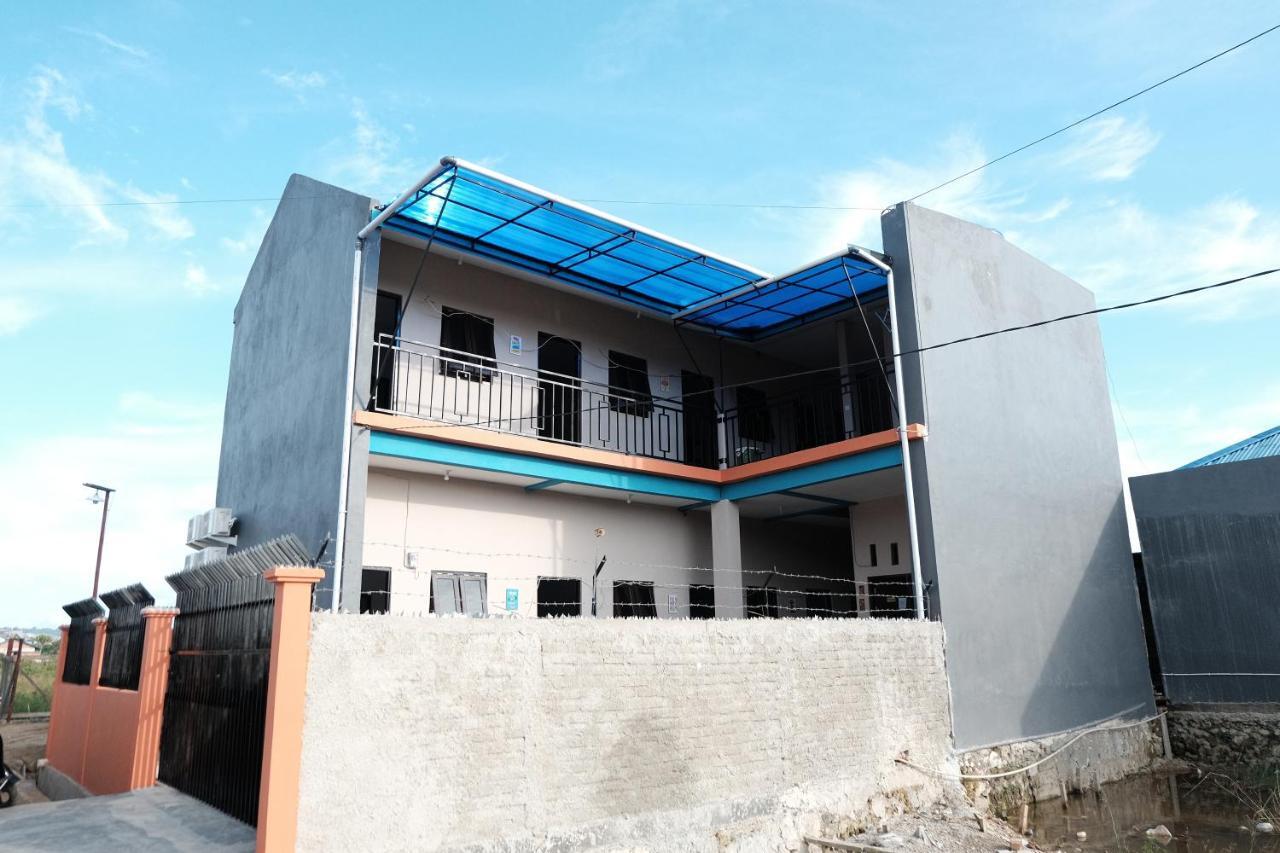 Rumah Marianne Sorong Exteriör bild